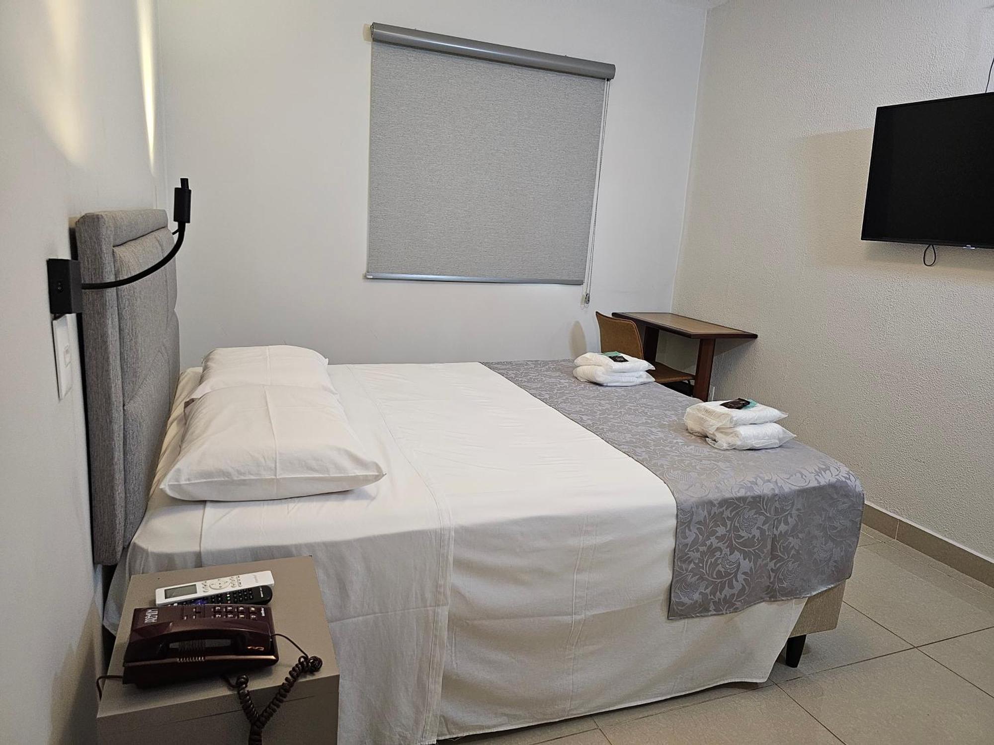 Optimum Plaza Hotel Monte Alto Buitenkant foto