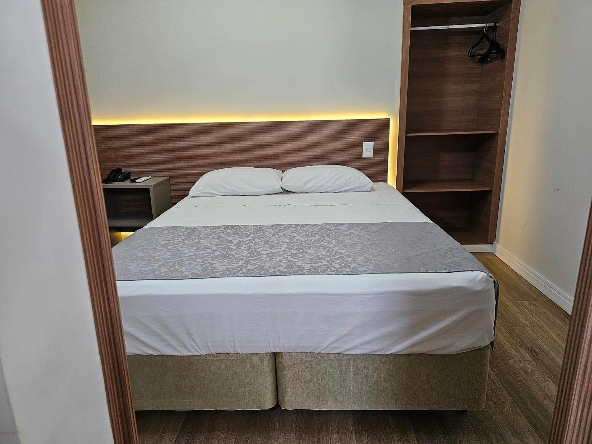 Optimum Plaza Hotel Monte Alto Buitenkant foto